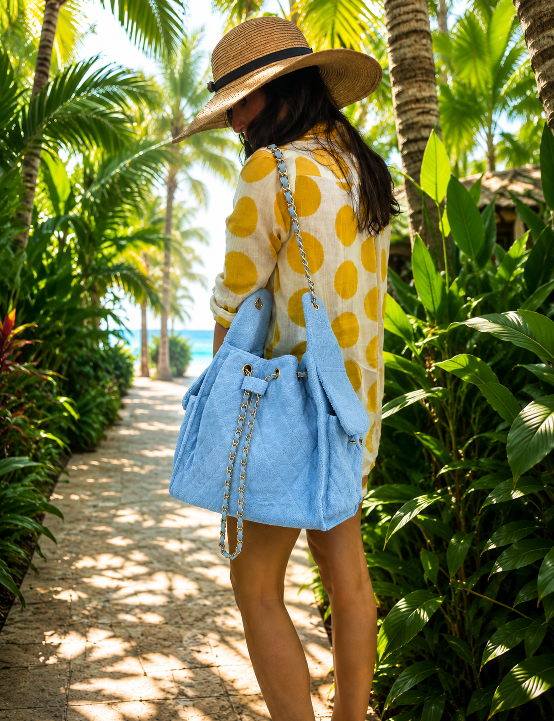 Bayshore Bucket Medium -  Sky Blue