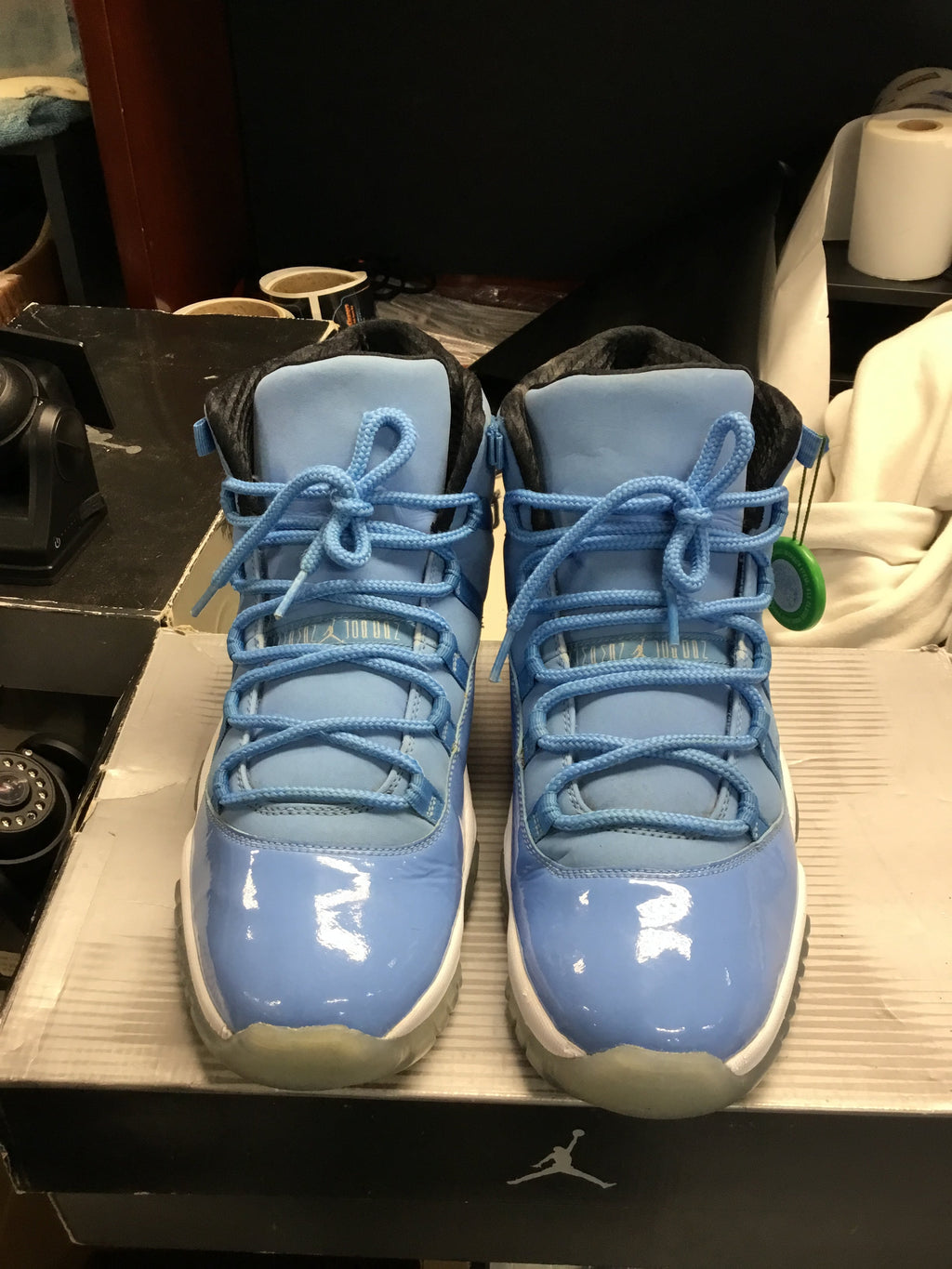 Jordan 11 Pantone Sz-11.5 Used No Box