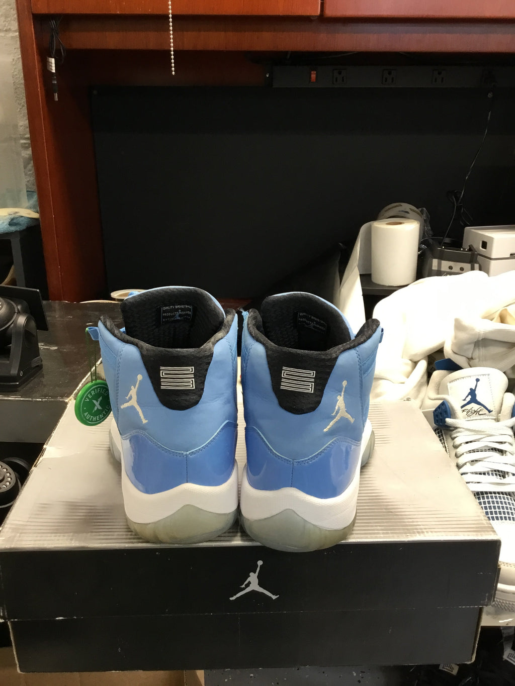 Jordan 11 Pantone Sz-11.5 Used No Box
